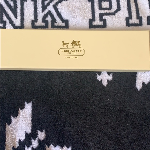 Women’s Authentic Coach Watch - Picture 3 of 3